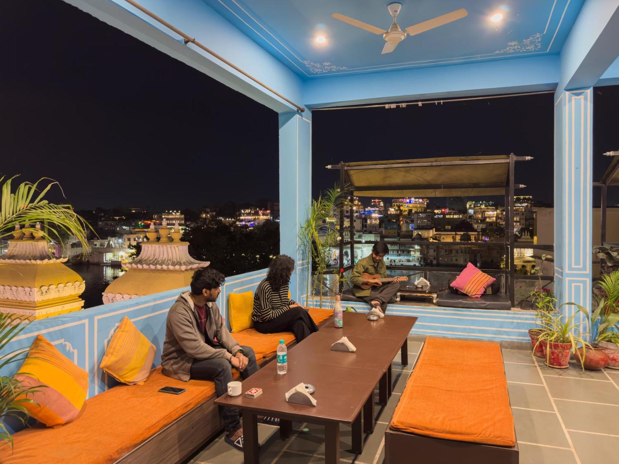 Madpackers Udaipur Hostel Luaran gambar