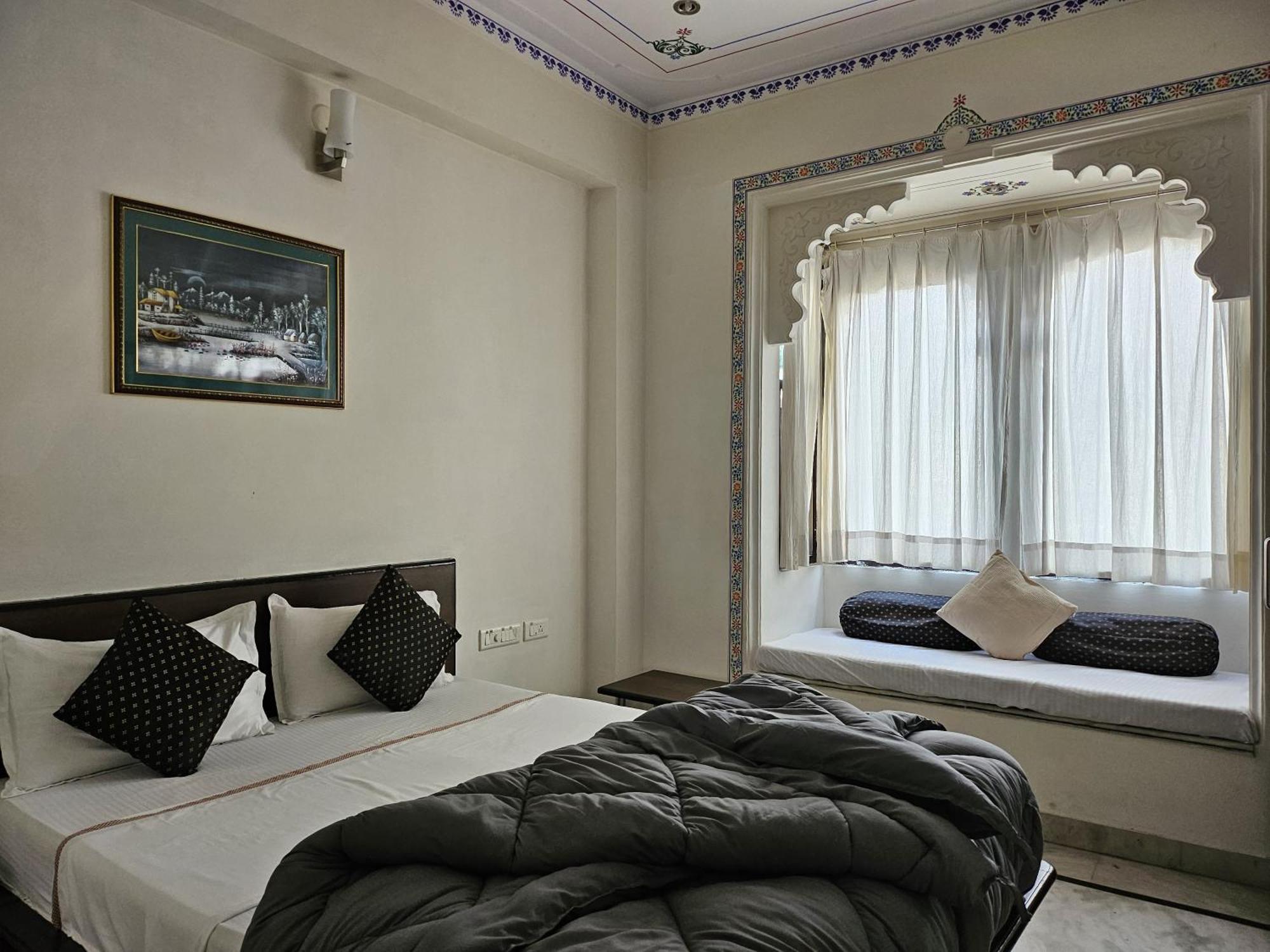 Madpackers Udaipur Hostel Luaran gambar
